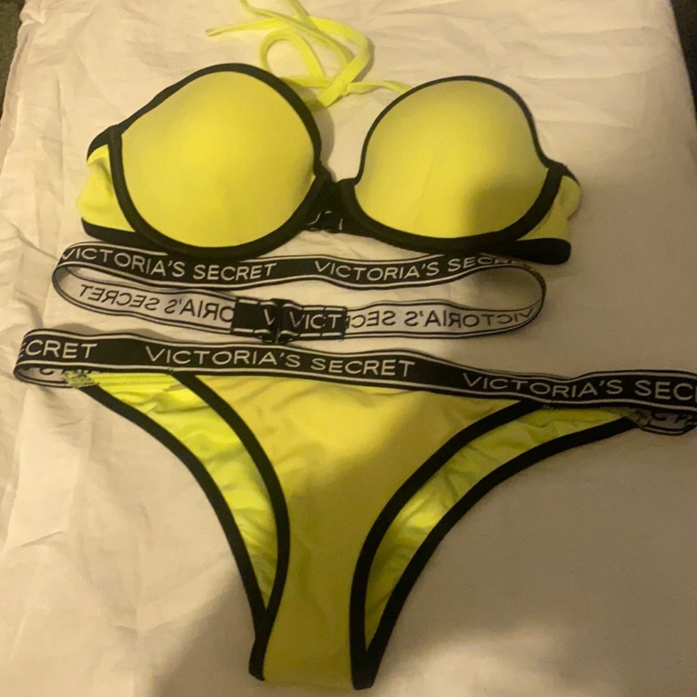 Swim suit